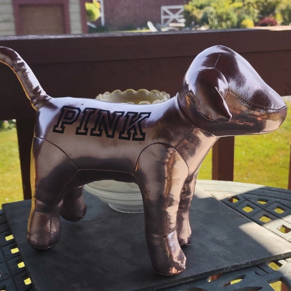 SOLD !SOLD !Very Large Lot of VS PINK DOGS. - Picture 5 of 9